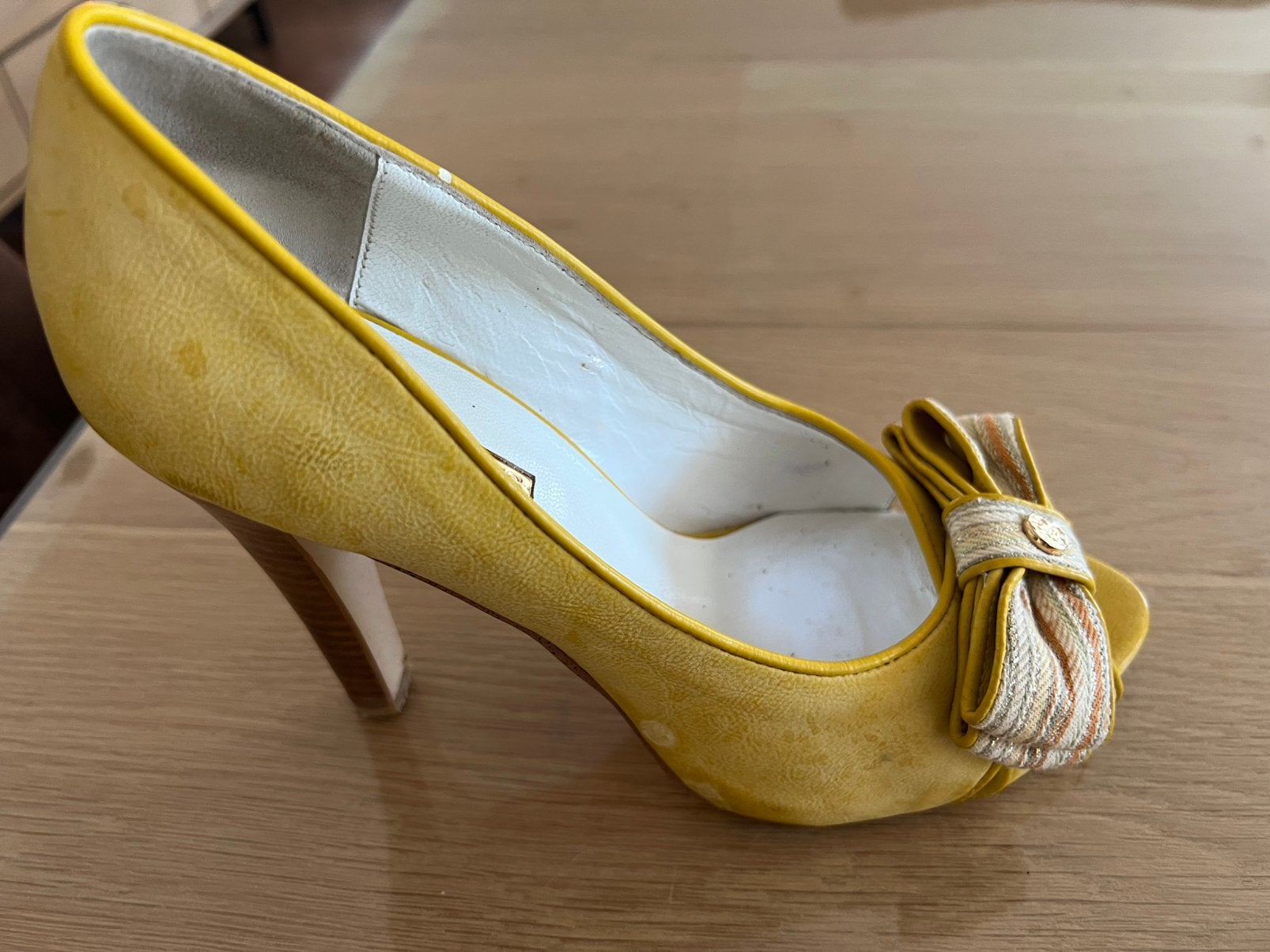 Handtas en schoenen nicky vankets, Kleding | Dames, Trouwkleding en Trouwaccessoires, Ophalen, Zo goed als nieuw, Schoenen