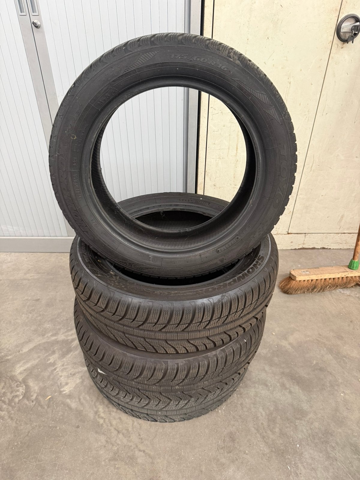 Winterbanden Toyo Snowprox 175/60 R16 82H, Ophalen