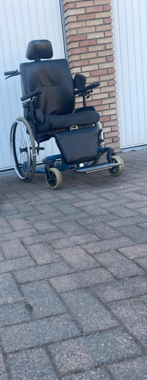1 fauteuil roulant à vendre, Enlèvement