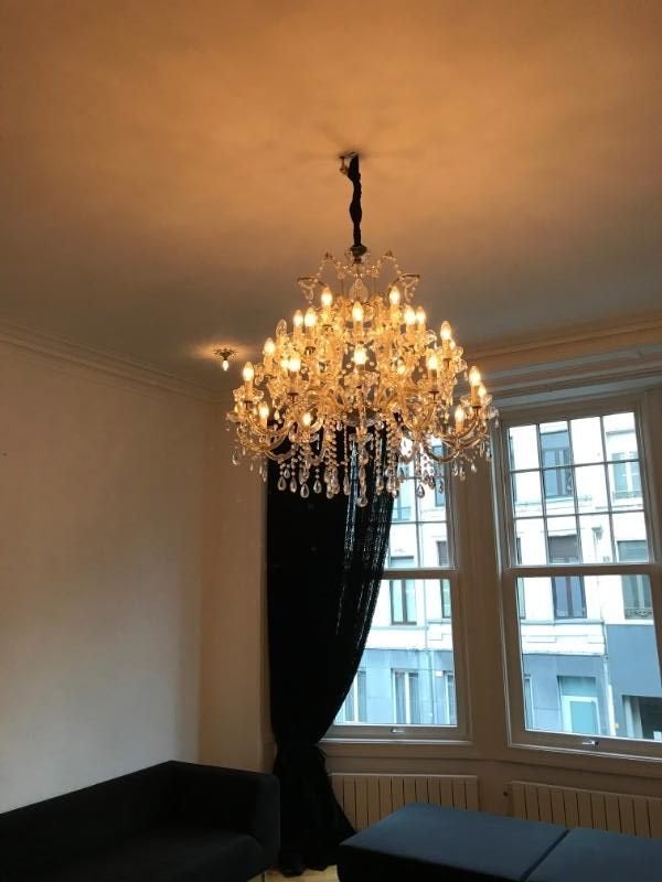 2 identieke grote lusters, 1 m   volledig opgekuist, Huis en Inrichting, Lampen | Kroonluchters, Ophalen of Verzenden
