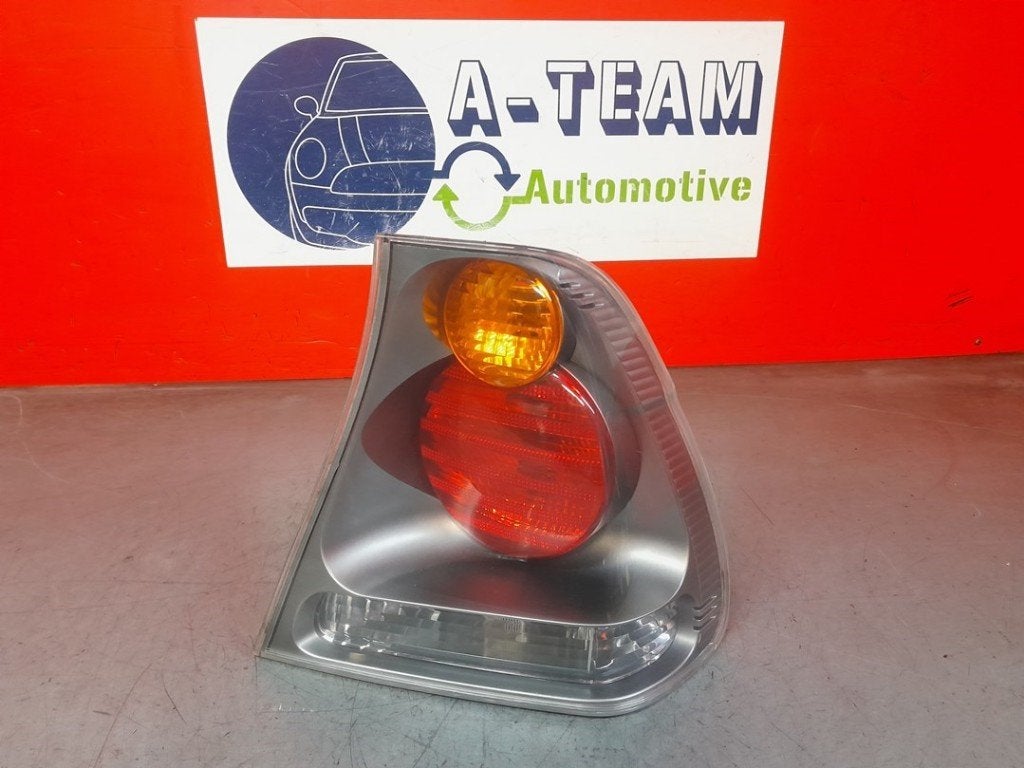 FEU ARRIÈRE DROIT BMW 3 serie Compact (E46 / 5), Utilisé, BMW, Petuelring 130
80809  München, DE, Bayerische Motoren Werke AG