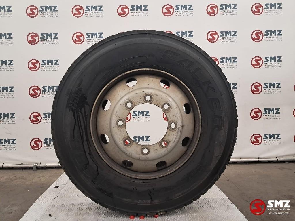 Occ Pneu pour camion 10R22.5 144/142K Falken, Utilisé, Autres marques, Autres pièces automobiles