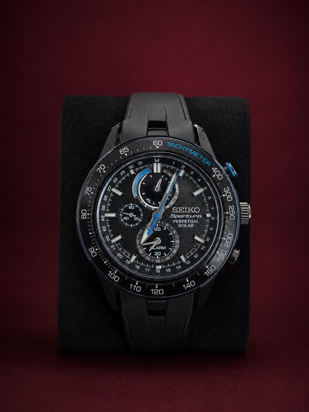 Seiko Sportura Perpetual Solar Chronograph – SSC429P1, Bijoux, Sacs & Beauté, Montres | Hommes, Enlèvement, Comme neuf, Acier