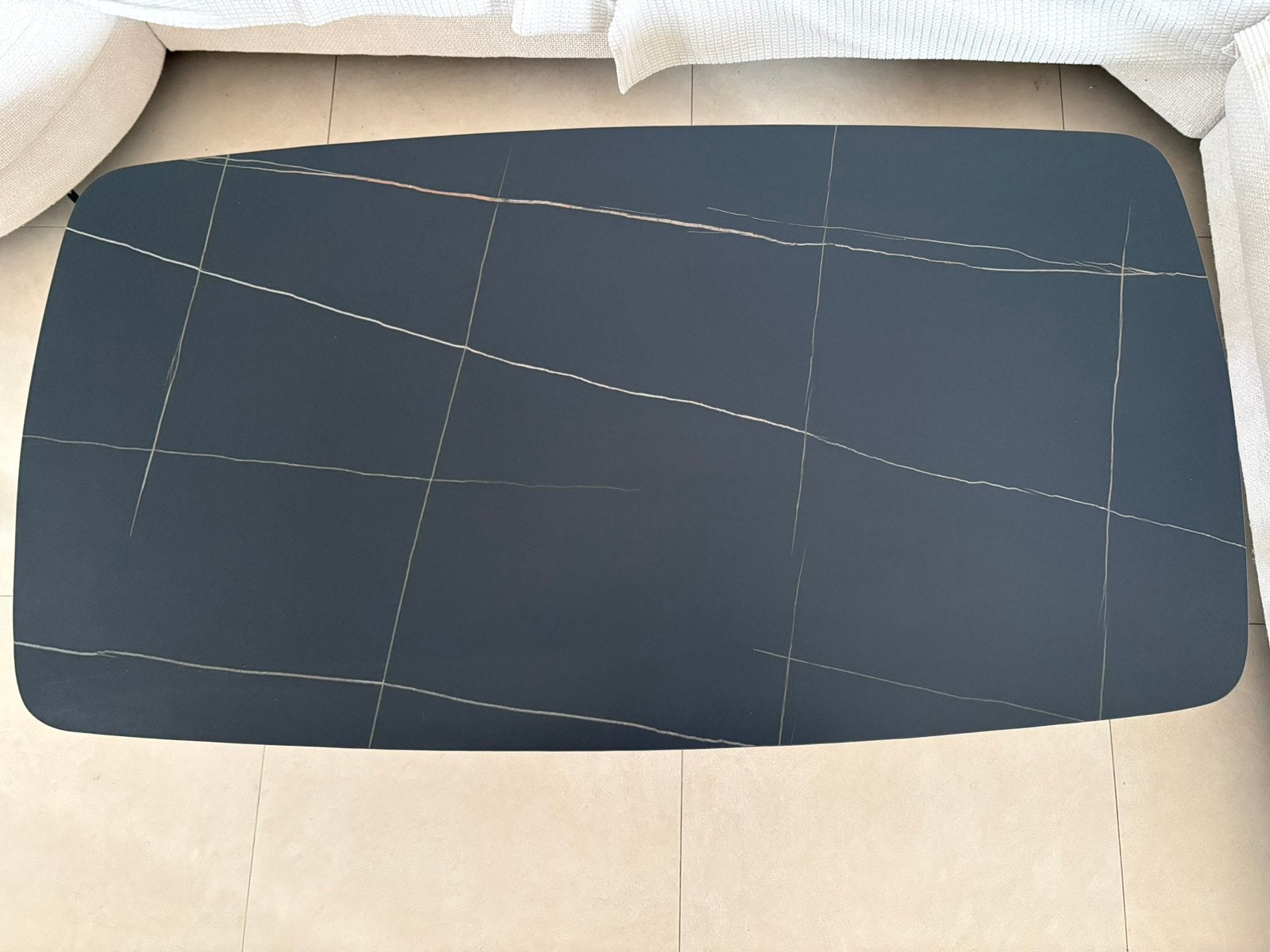 Table noire à vendre, Huis en Inrichting, Tafels | Salontafels, 100 tot 150 cm, Vierkant, Zo goed als nieuw, Metaal