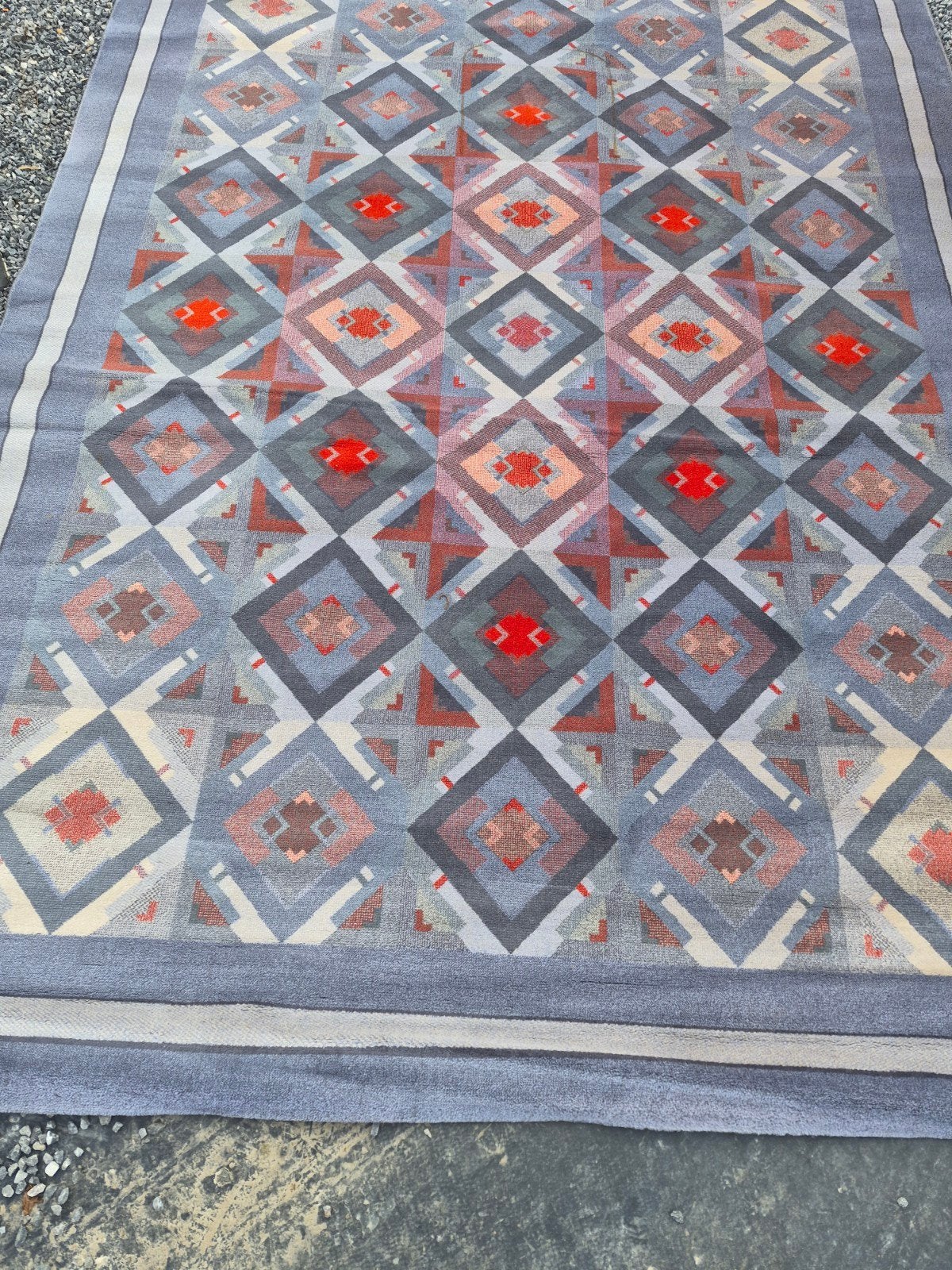 tapis motif géométrique en losanges, Maison & Meubles, Enlèvement, Bleu
