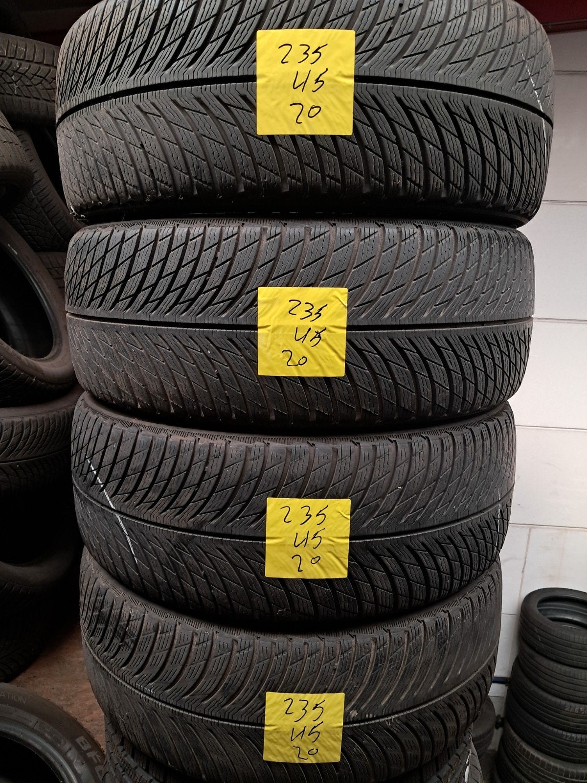 235/45/20 235/45R20 2354520 hiver Michelin, Enlèvement