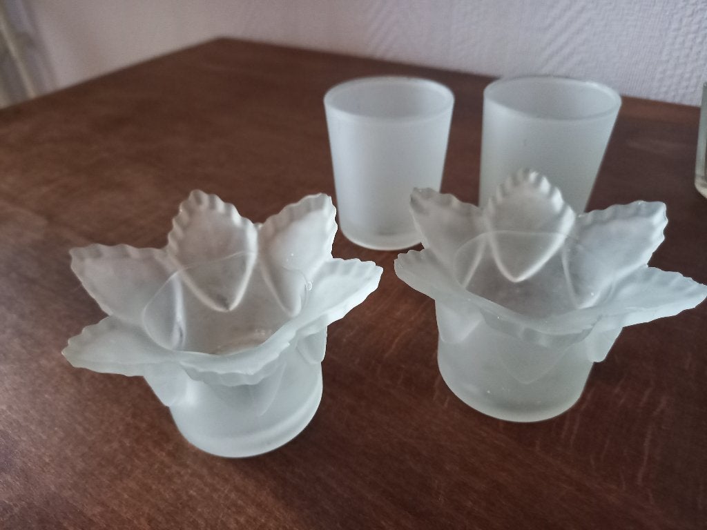 4 glaasjes voor theelichtjes (matglas), Wit, Waxinelichthouder, Ophalen of Verzenden, Glas