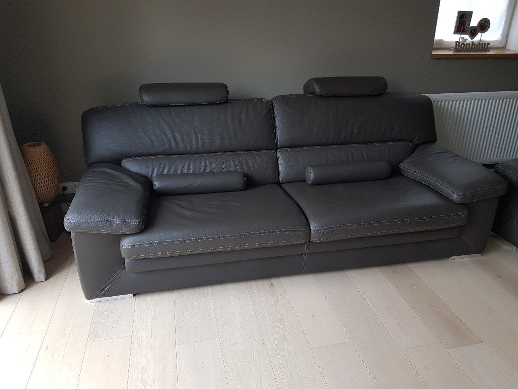 Canapés en cuir 3 places et 2 places, 75 à 100 cm, 300 cm ou plus, Quatre personnes ou plus, Banc droit