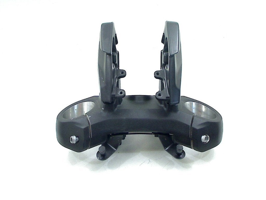 TOP YOKE TROIS POINTS Ducati Diavel (2016-2018), Motos, Pièces | Ducati, Utilisé