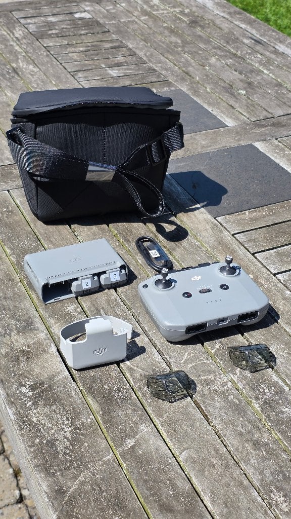 DJI, Audio, Tv en Foto, Drones, Zo goed als nieuw, Cameradrone, Geen camera, DJI, Minder dan 250 gram, Meer dan 45 minuten, 1 tot 5 kilometer