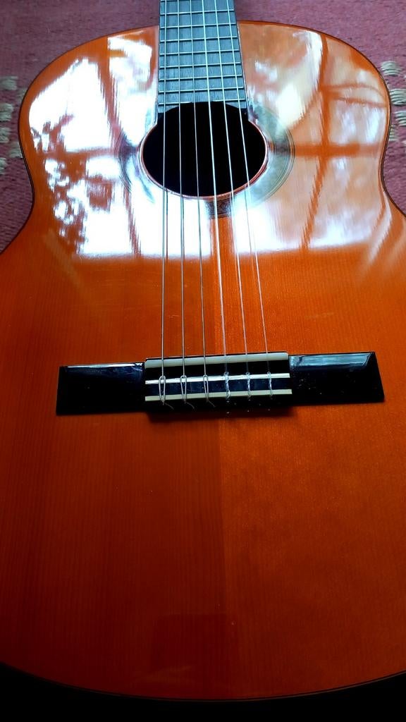 Guitare classique vintage Yamaha CG-100A, Enlèvement