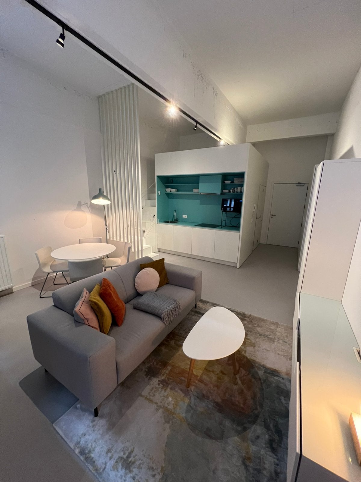 TE HUUR: LUXE EN VOLLEDIG GEMEUBELDE STUDIO AAN DE VAARTKOM, Immo, Leuven