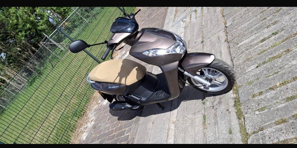 Scooter classe A peugeot, Enlèvement, Comme neuf