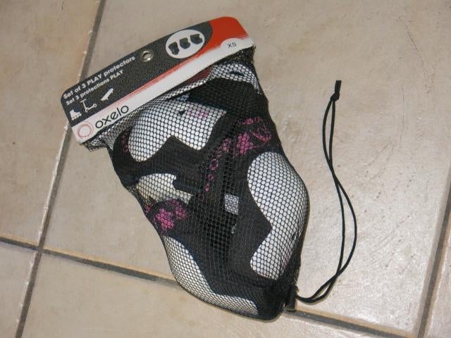 Oxelo beschermingsset voor rolschaatsen enzo, maat XS, NIEUW, Ophalen, Nieuw, Kinderen
