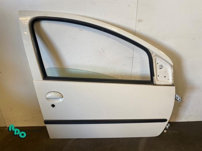 Portière 4portes avant droite d'un Peugeot 107 (107 05-) (K, Autos : Pièces & Accessoires, -, 3 mois de garantie, Utilisé, Porte