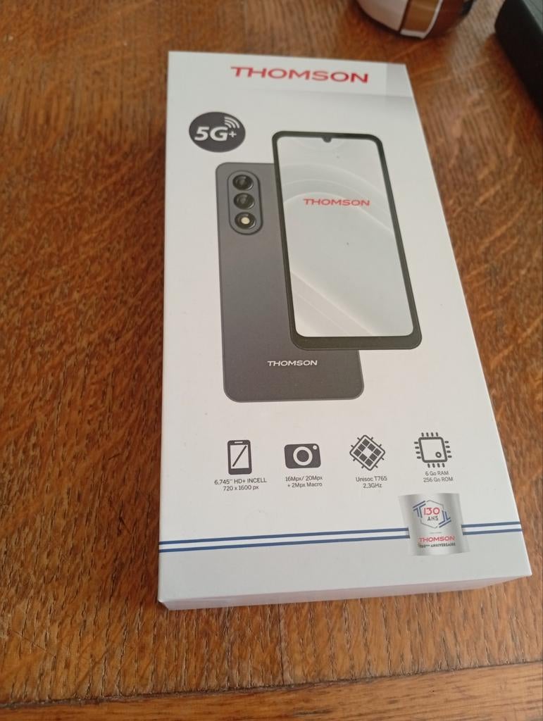 Gsm thomson 5 g, Neuf