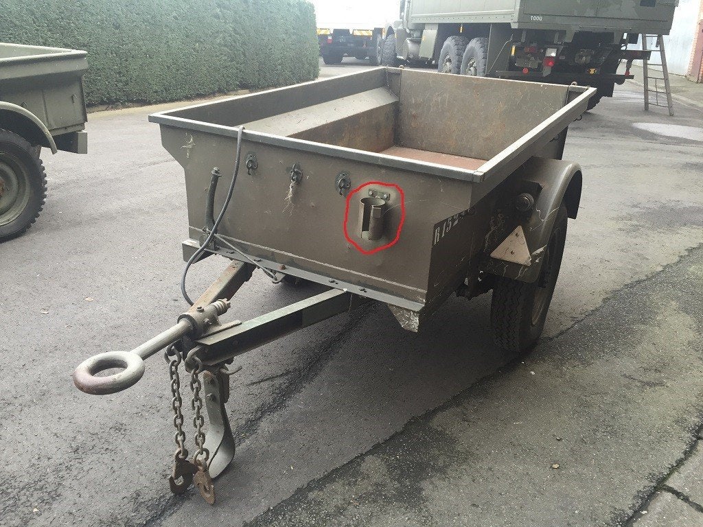 militaire leger aanhangwagen stekker ophanger, Ophalen of Verzenden