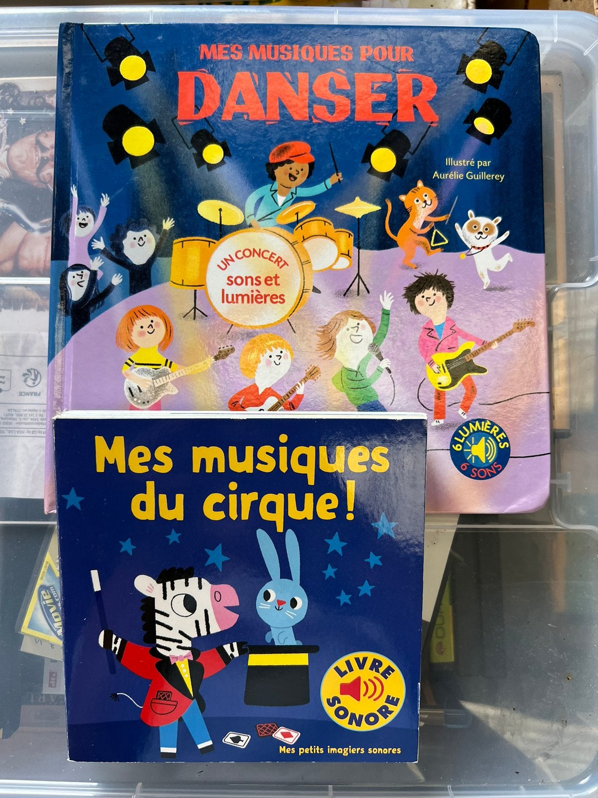 Livres musicaux, Enlèvement ou Envoi, Comme neuf