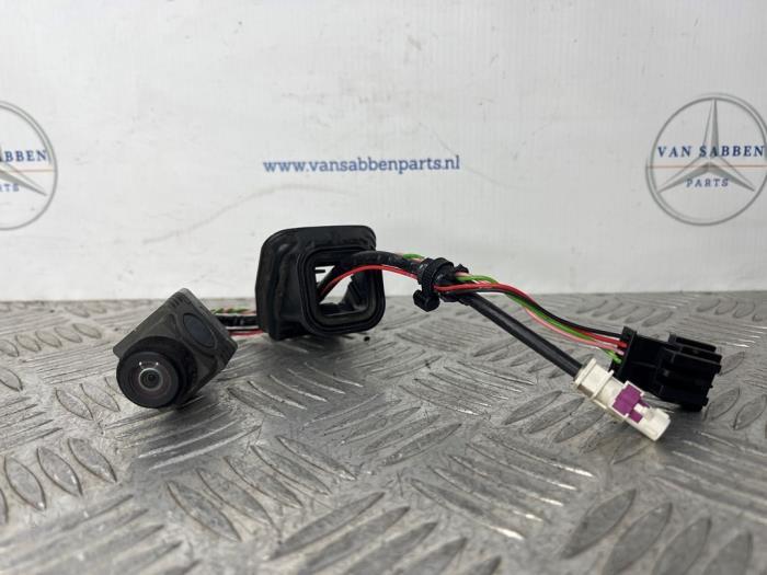 Caméra de recul d'un Mercedes Vito, Autos : Pièces & Accessoires, Électronique & Câbles, Mercedes-Benz, Utilisé, 3 mois de garantie