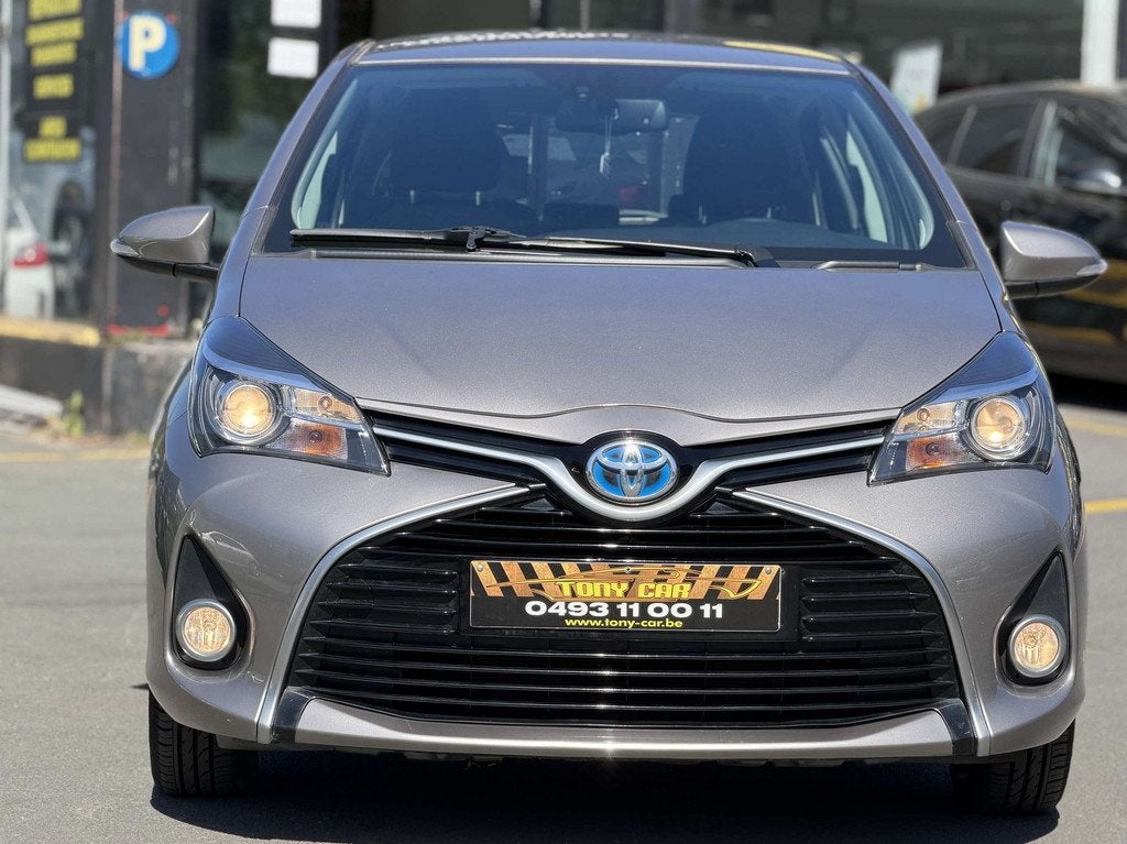 Toyota Yaris 1.5 Hybrid*Boîte Auto*NAVI*CAMERA*USB*JANTES, Autos, Argent ou Gris, Euro 6, Entreprise, 1496 cm³