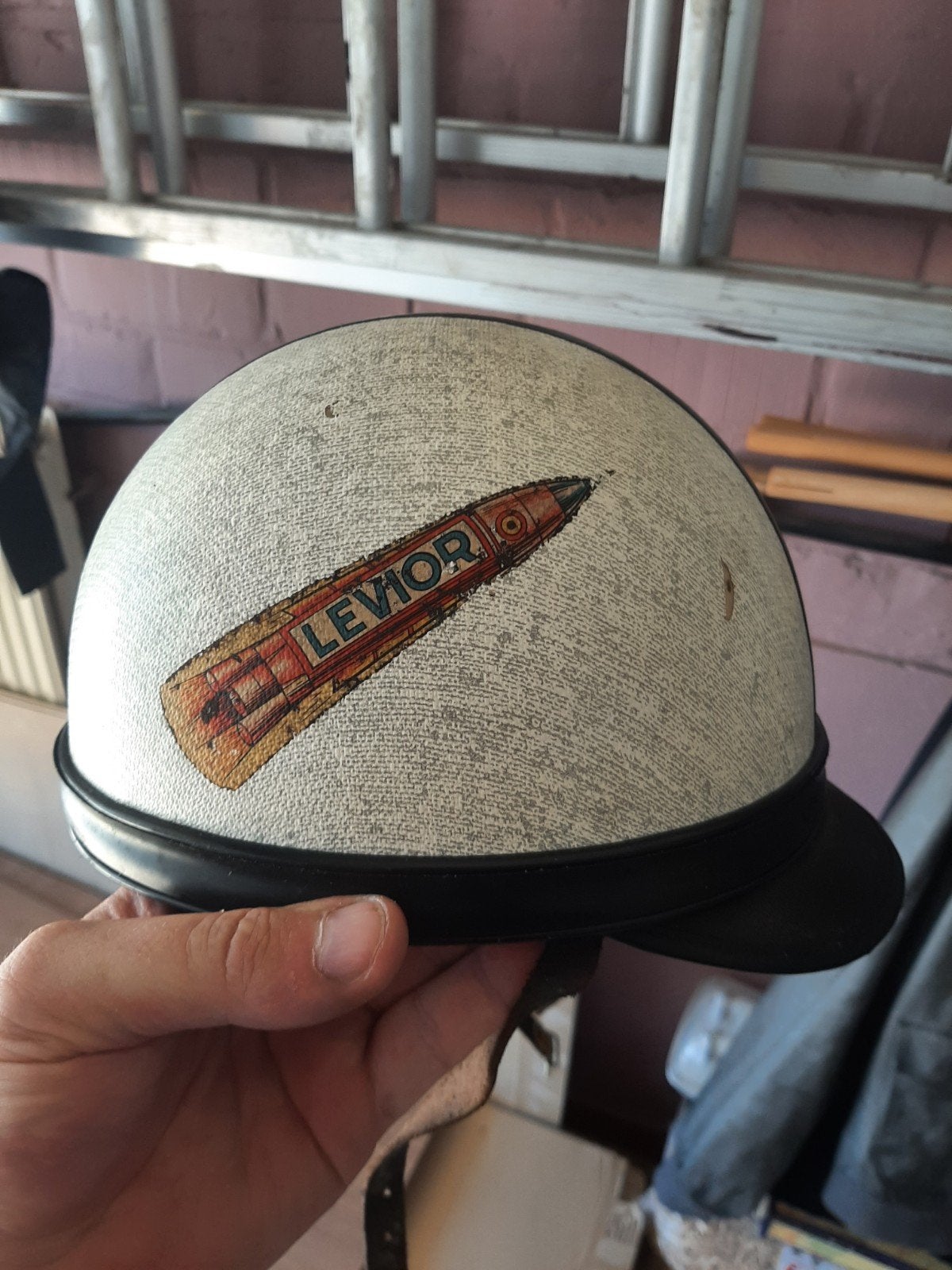 Retro helm levior jaren 60-70, Fietsen en Brommers, Brommerhelmen, Gebruikt, Medium, Ophalen