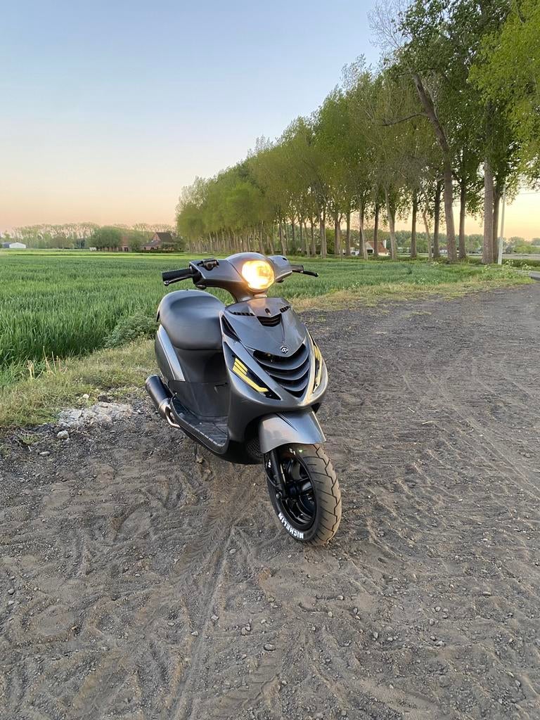 Frisse Zip 4T – B-klasse – Ideaal voor beginners, Zip, Comme neuf, Classe B (45 km/h), Enlèvement