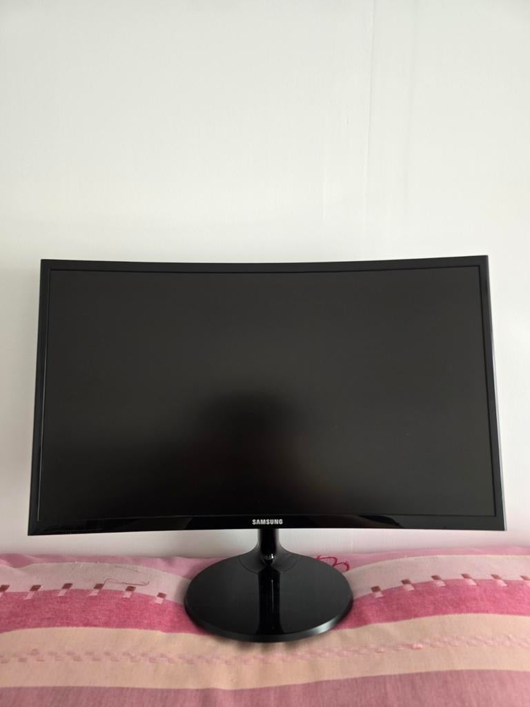 Ecran Samsung curvé C24F390FHU, Informatique & Logiciels, Moniteurs, Enlèvement