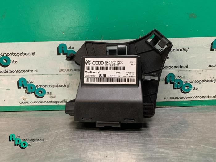 Comfort Module van een Volkswagen Polo (Polo 09-), Gebruikt, -, Volkswagen, -