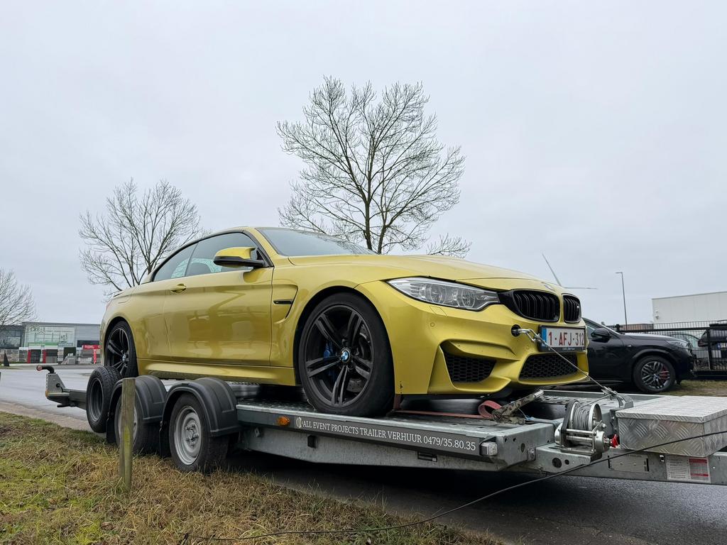Auto trailer te huur, Enlèvement