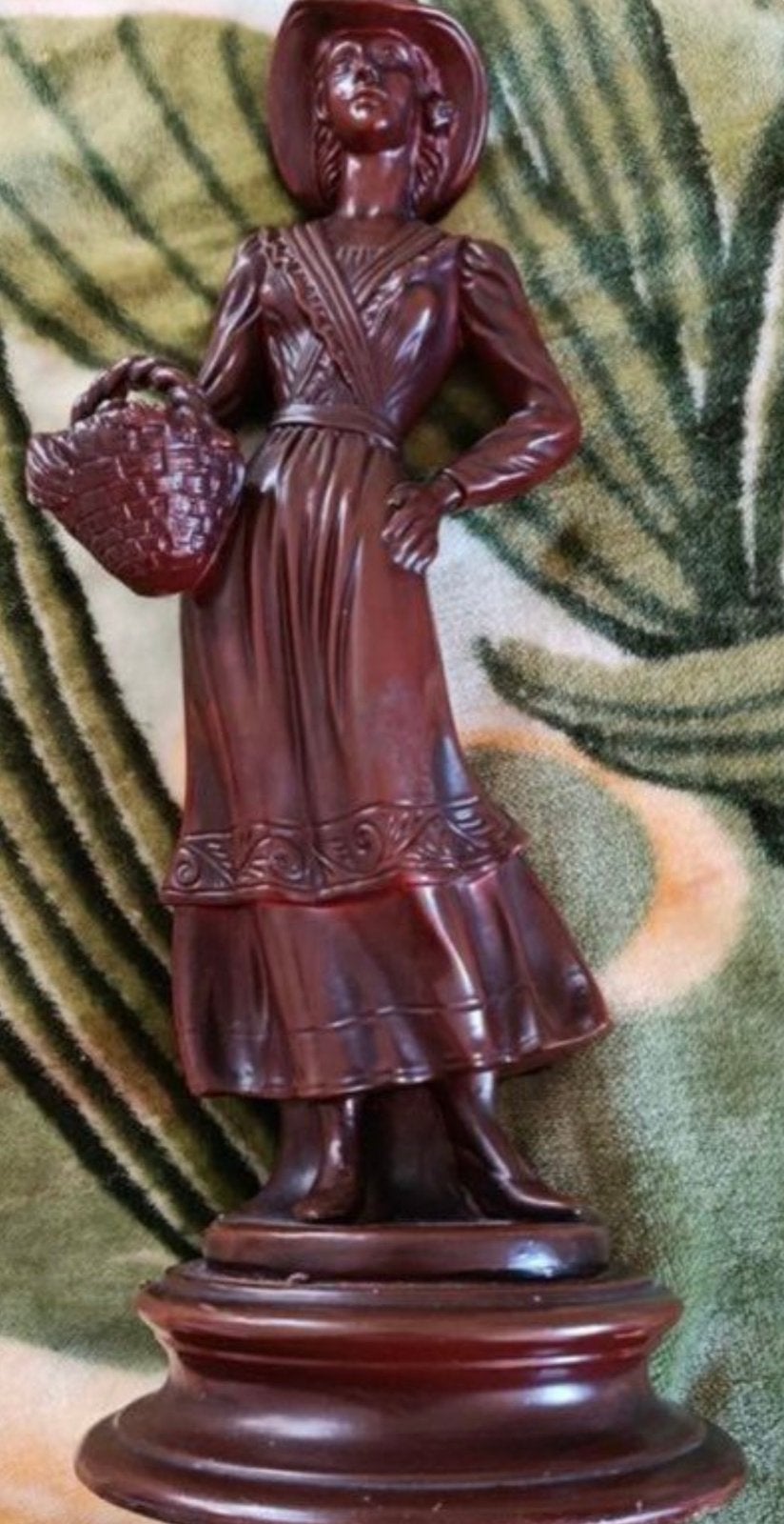 Statue plâtre élégante, Enlèvement, Statue