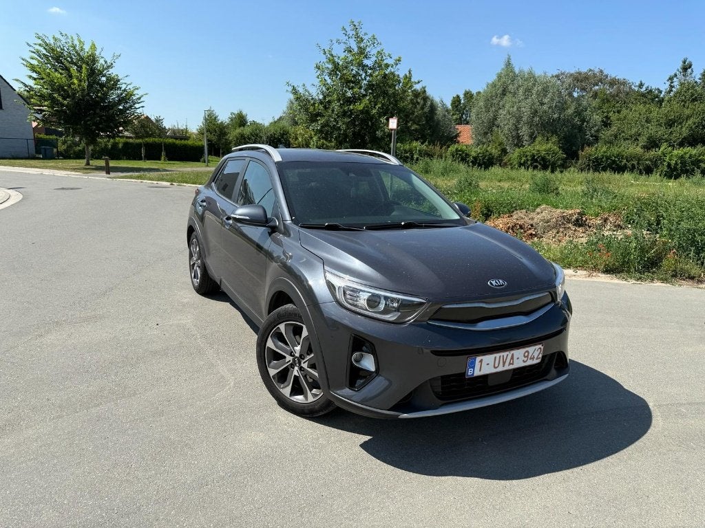 KIA Stonic, Autos, Kia, Cuir, Argent ou Gris, Achat, Euro 6