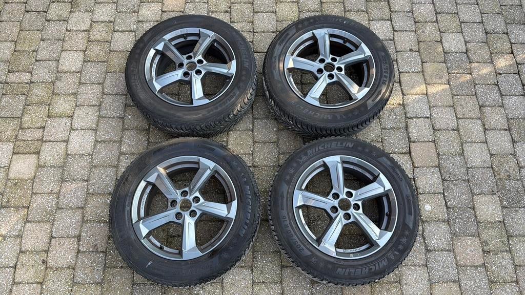 Michelin Alpin5 205/60 R16 winterbanden + velgen, Ophalen, Velg(en), 16 inch, 205 mm