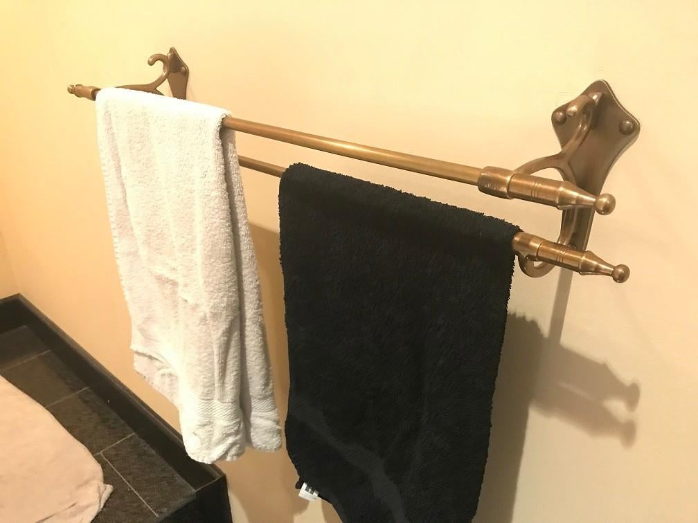 NIEUW KOPEREN HANDDOEKENREK HANDDOEKREK Eichholtz Harvey, Huis en Inrichting, Ophalen of Verzenden, Nieuw, Overige kleuren, Handdoekenrek