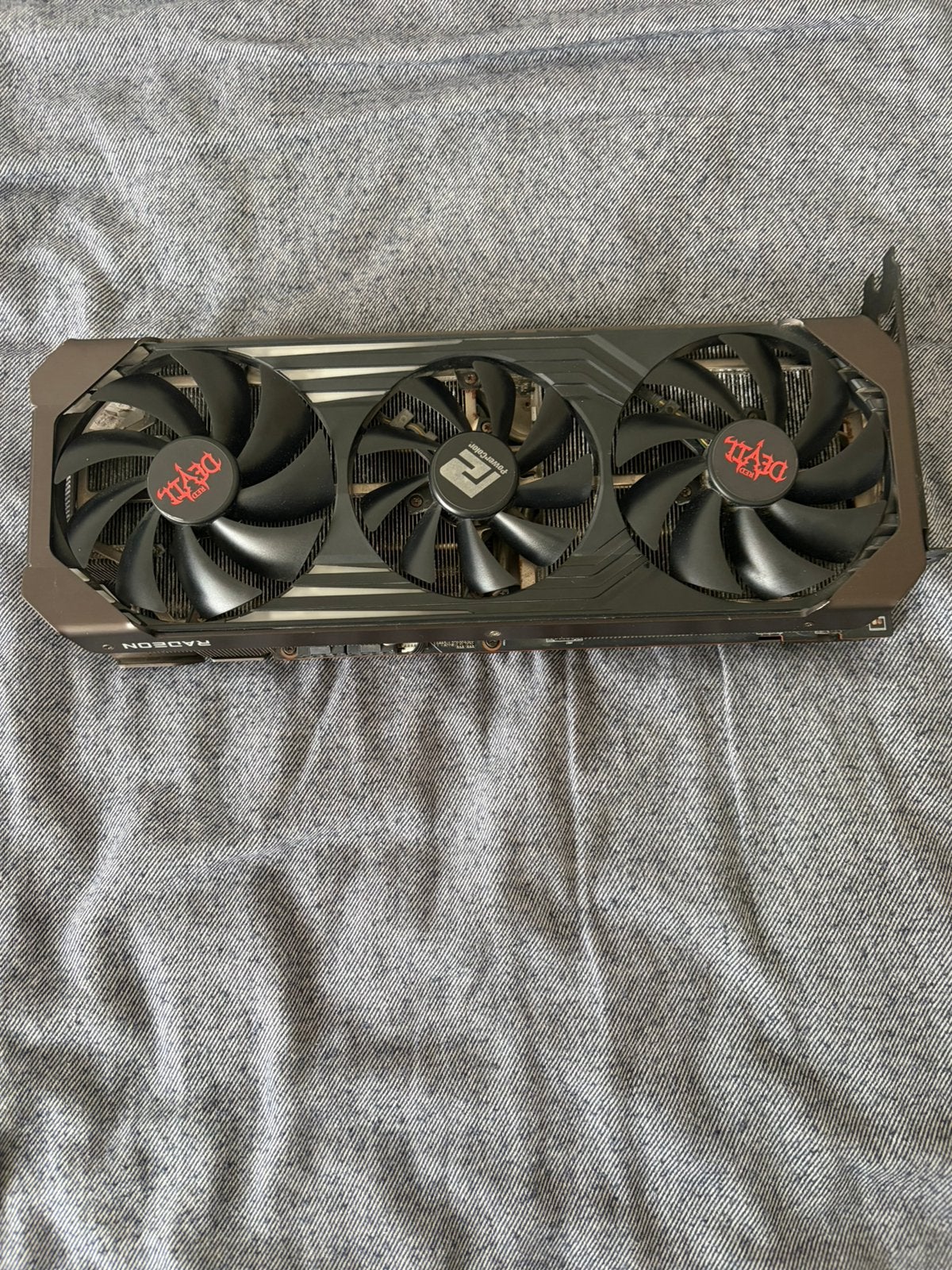 Radeon RX 6700 XT - Defect / Voor onderdelen of reparatie, Computers en Software, Videokaarten, Ophalen, Gebruikt, AMD, HDMI