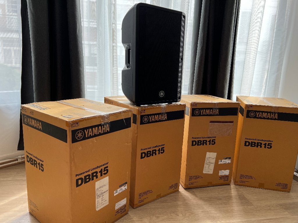 Yamaha DBR 15 – Enceinte Active Professionnelle 1000W, Musique & Instruments, Enlèvement, Neuf, 1000 watts ou plus, Sono