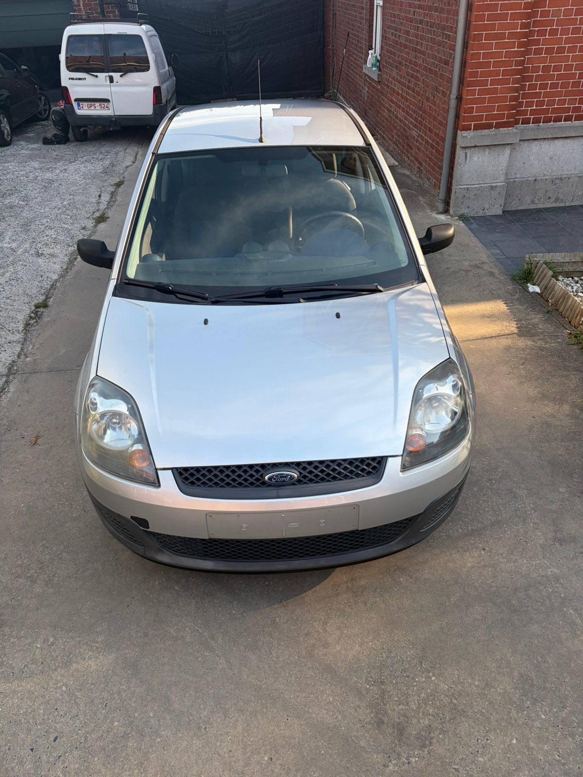 Ford Fiesta 67 000 km (2006), Autos, Achat, Particulier, Essence, Gris