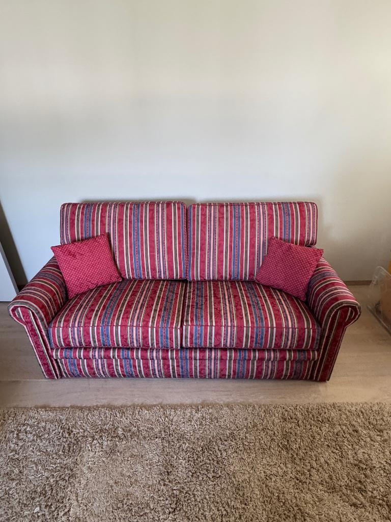 Slaapbank, Ophalen, 190 cm of minder, Zo goed als nieuw, Rood