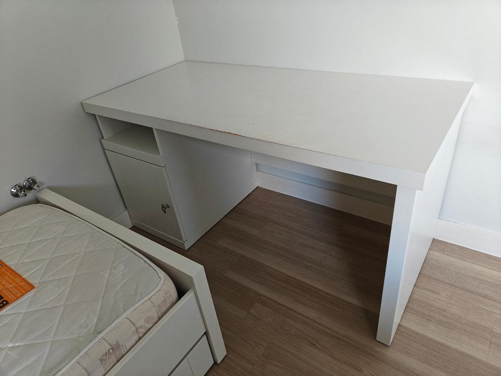 Bureau - wit, Scandinave, 150 cm, Utilisé, Bois