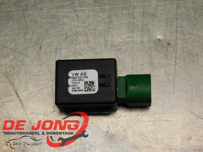 AUX/USB aansluiting van een Volkswagen Polo, Gebruikt, -, Volkswagen, -