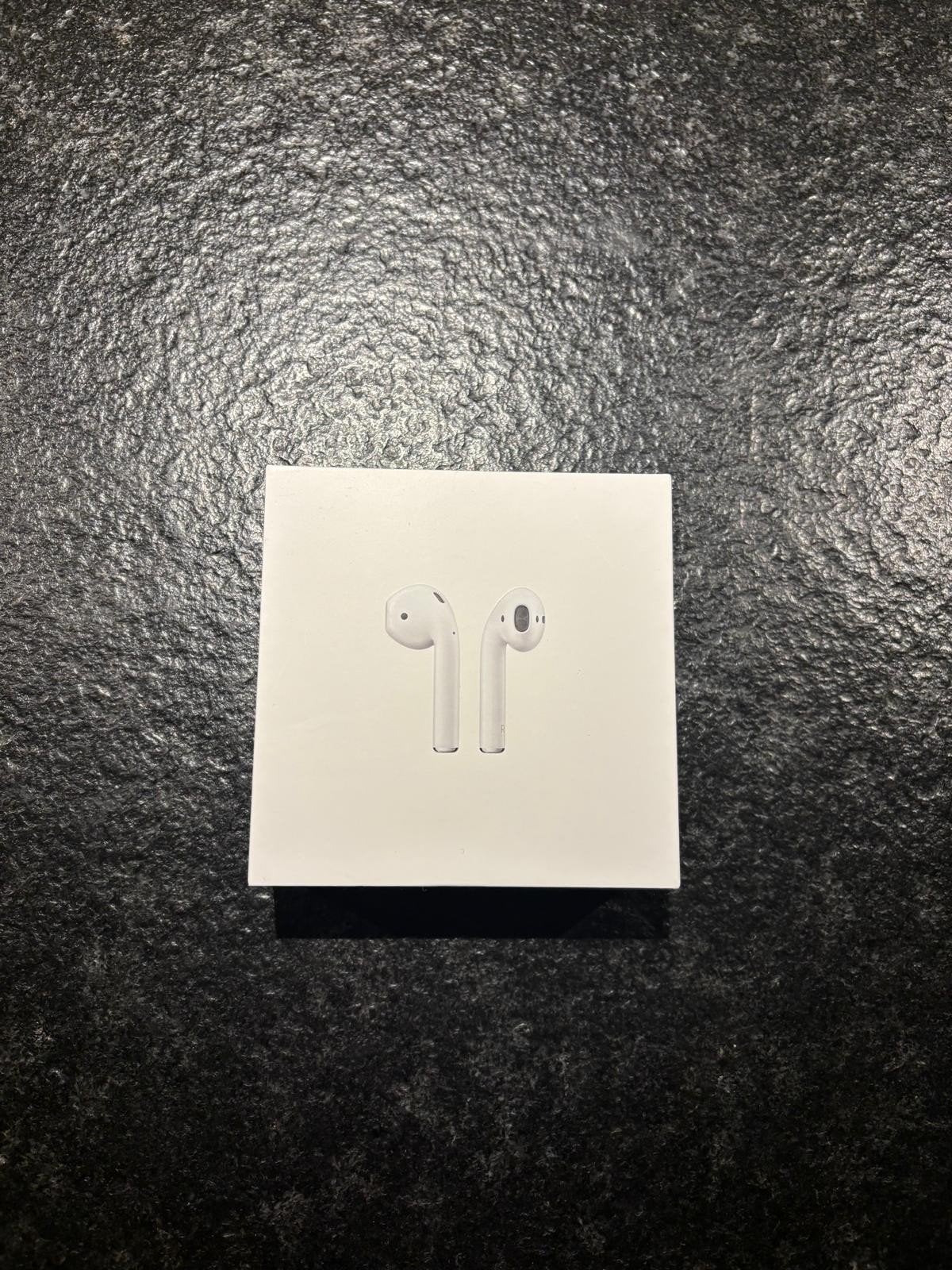 AirPods Apple avec étui de chargement, Bluetooth, Enlèvement ou Envoi, Reconditionné, Apple