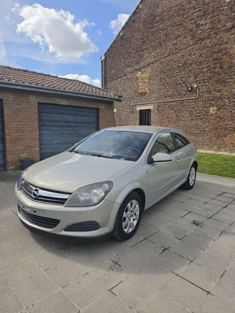 Opel astra GTC prete a immatriculer, Autos, Opel, Achat, Ordinateur de bord, Entreprise, Diesel