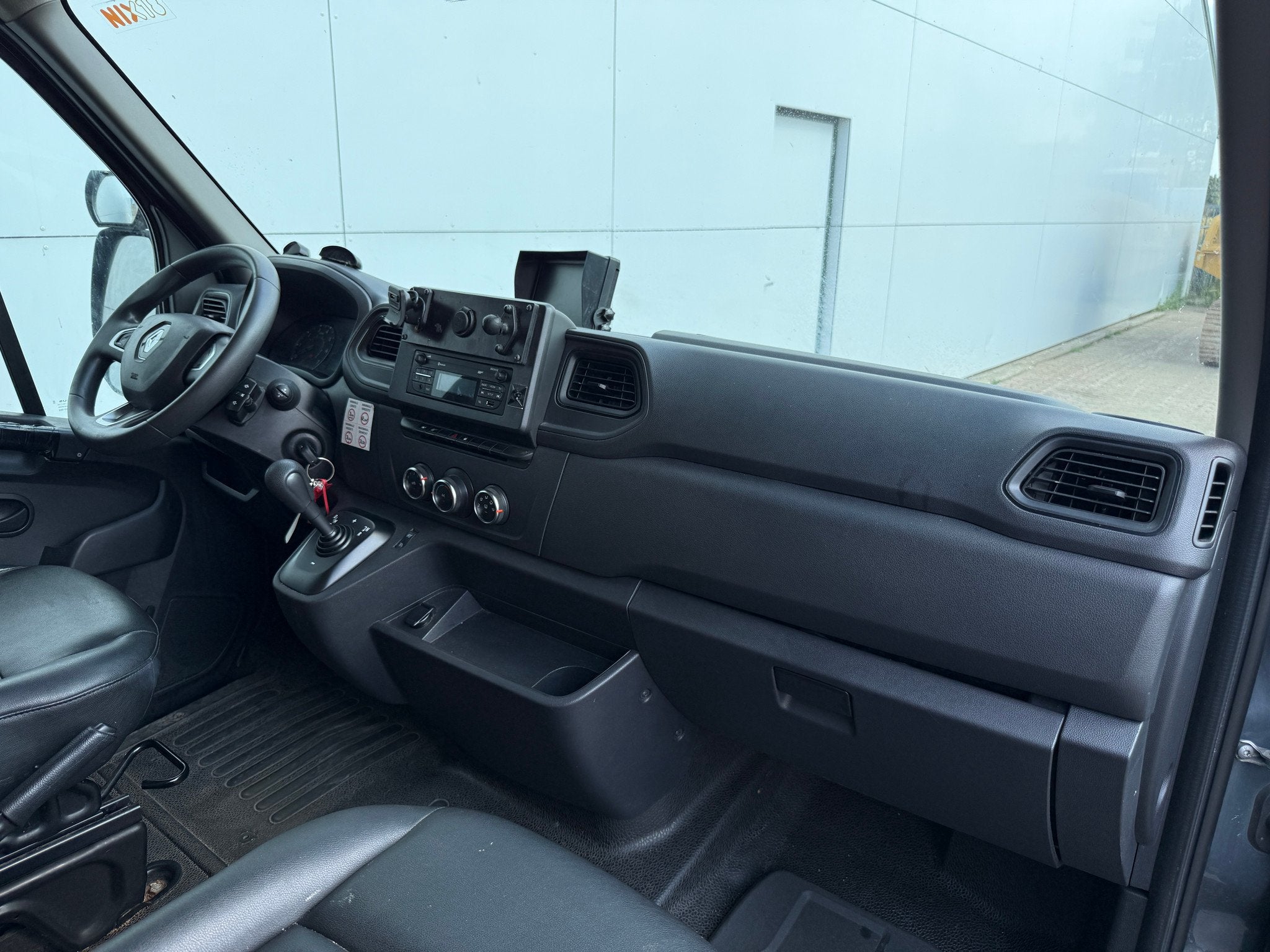Renault Master Plancher T35 2.3 DCI 150PK Automaat Bakwagen, Auto's, Gebruikt, 4 cilinders, Renault, 2500 kg