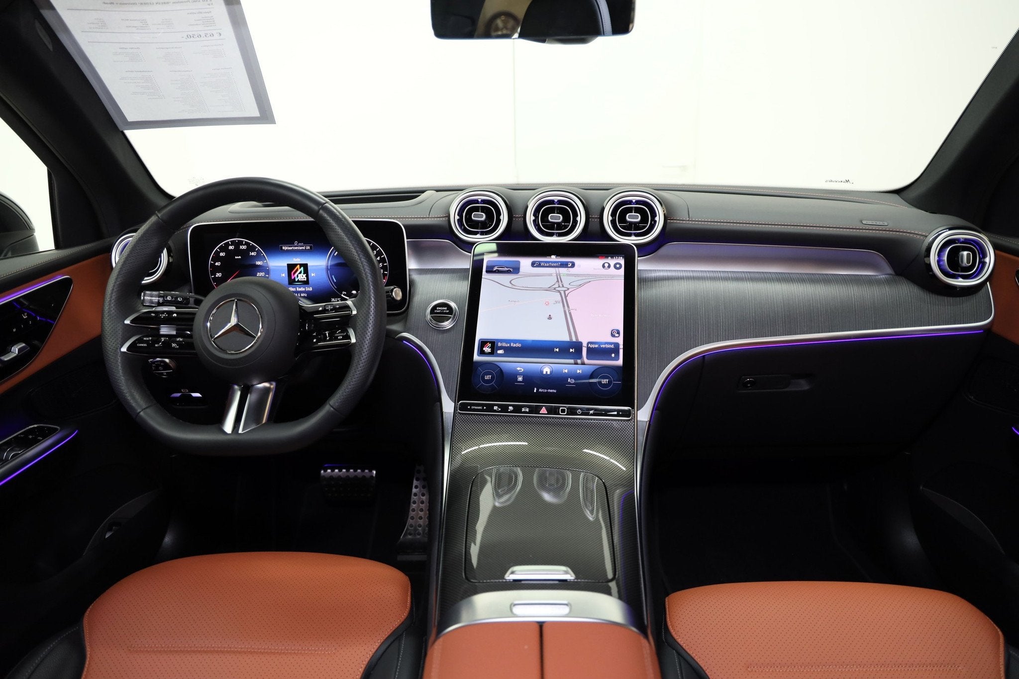 Mercedes-Benz GLC 300 e 4M AMG Premium *BRUIN LEDER* Head-Up, Automaat, Gebruikt, Euro 6, 4 cilinders