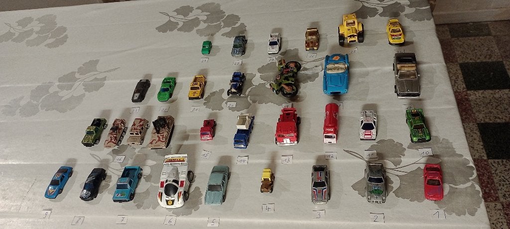Lot-Unit Vintage Diecast Cars & Trucks zonder merken, Ophalen of Verzenden, Auto