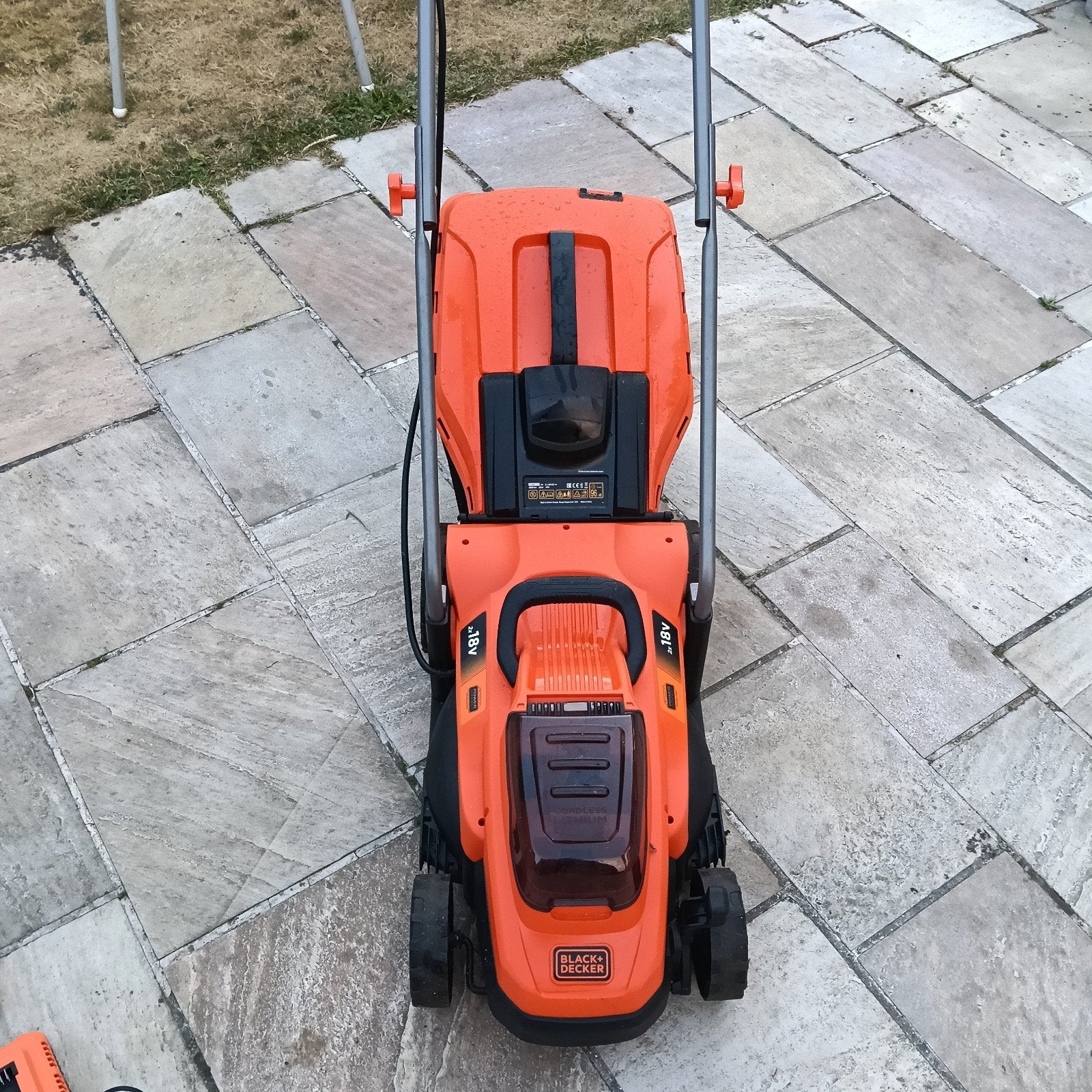 black and decker grasmaaier elektrisch met accu, Tuin en Terras, Grasmaaiers, Ophalen