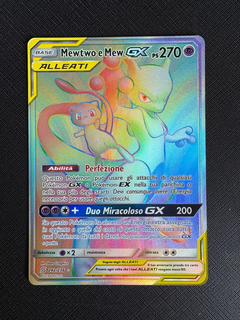 Mewtwo e Mew rainbow, Hobby en Vrije tijd, Verzamelkaartspellen | Pokémon, Ophalen, Zo goed als nieuw