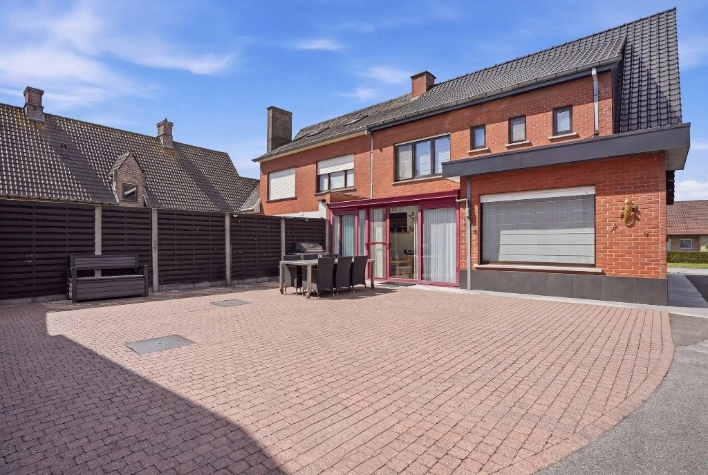 À VENDRE PAR DES PARTICULIERS : MAISON AVEC ENTREPÔT/HANGAR, Immo, Province de Flandre-Occidentale, Habitation avec espace professionnel