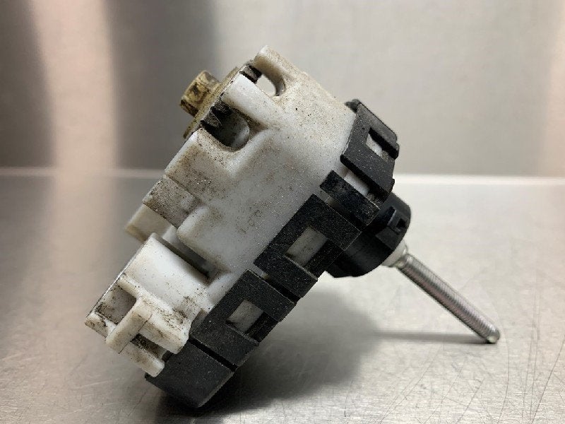 PHARE MOTEUR Toyota Prius (ZVW3) (|PRIUS3|), Utilisé, Toyota