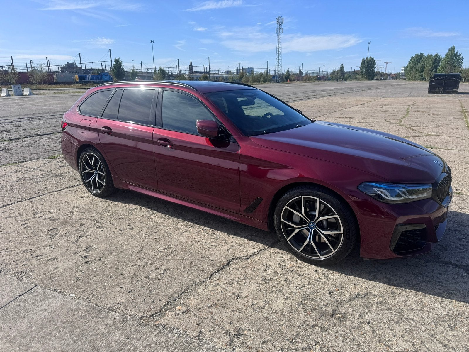 BMW 530e, Autos, Euro 6, Noir, 5 portes, Automatique