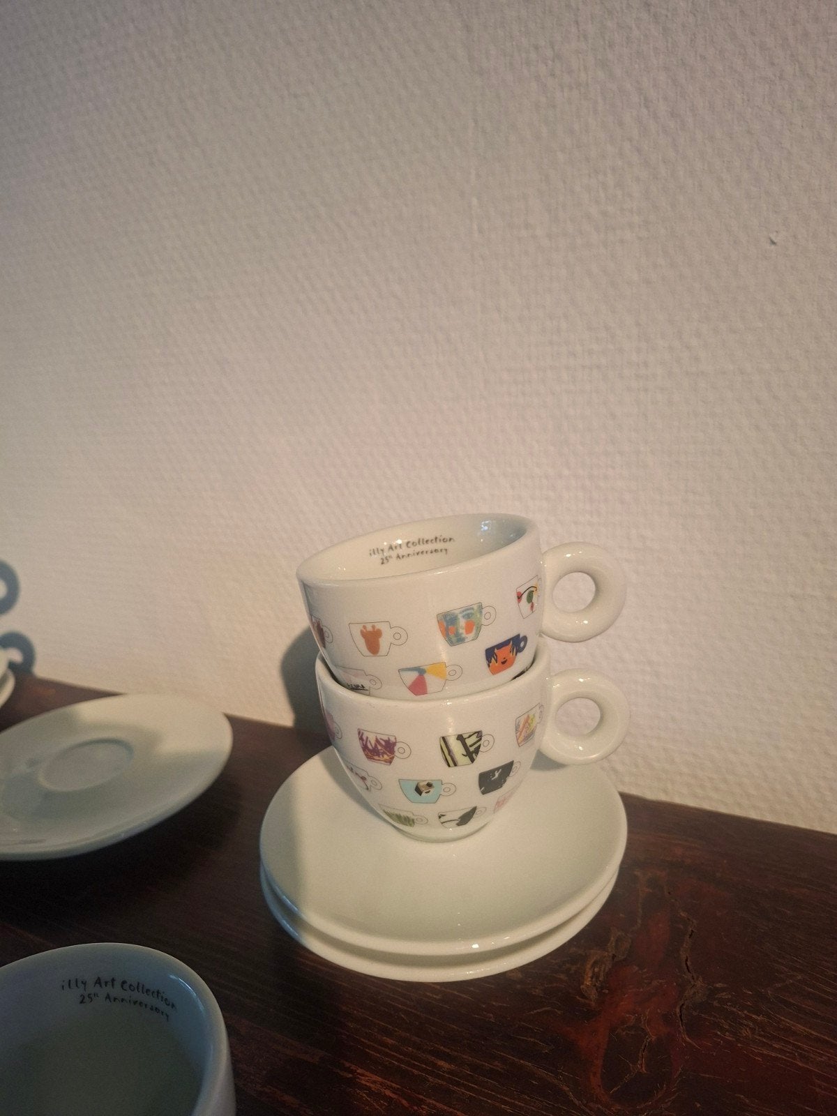 6 illy koffie kop en schotel,design kunst, Ophalen